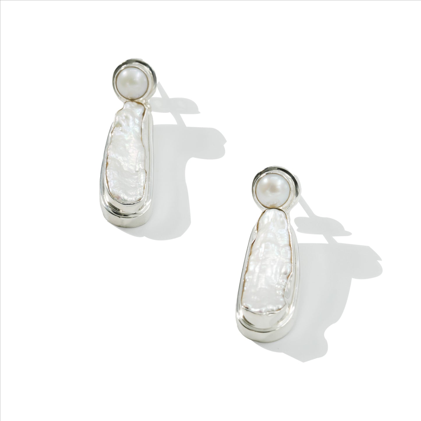 EARRING WITH FRESH WATER AND KESHI PEARL