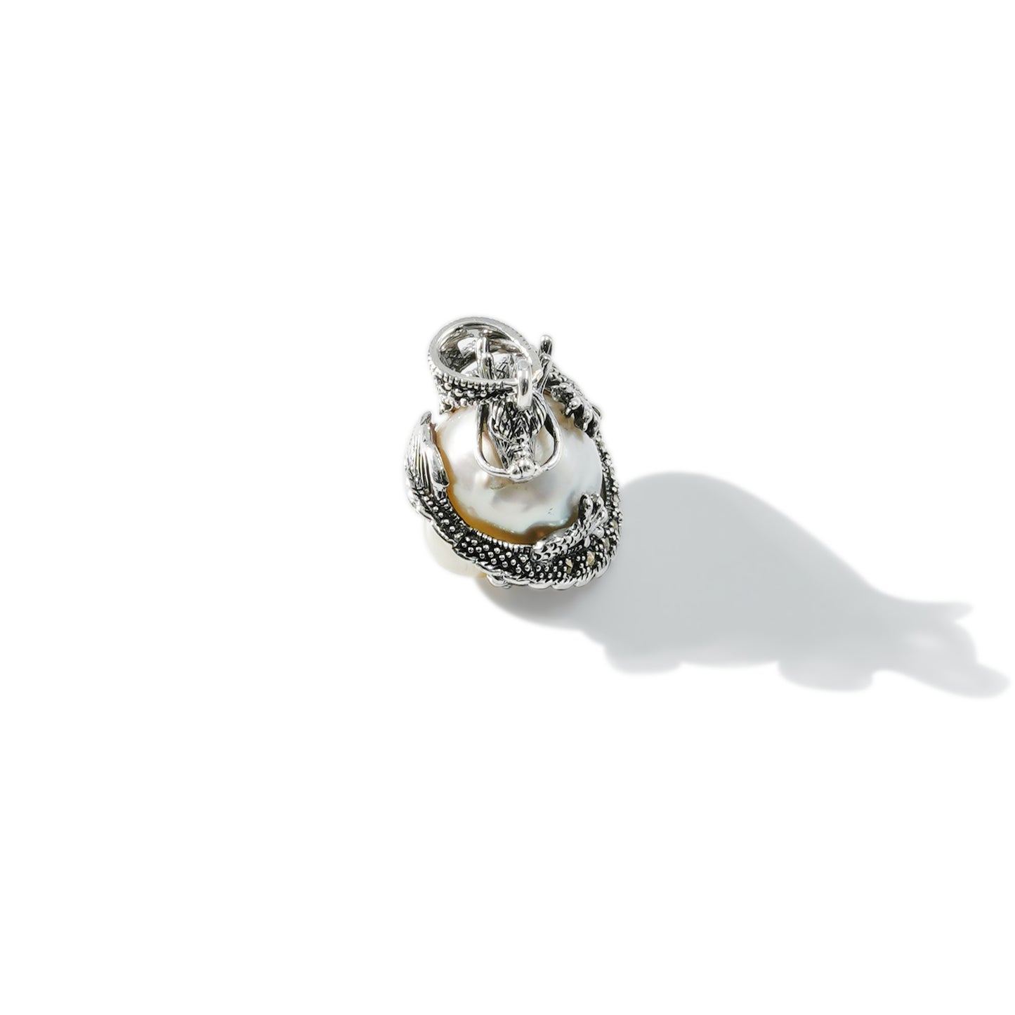 PENDANT DRAGON BAROQUE SEA PEARL BALL