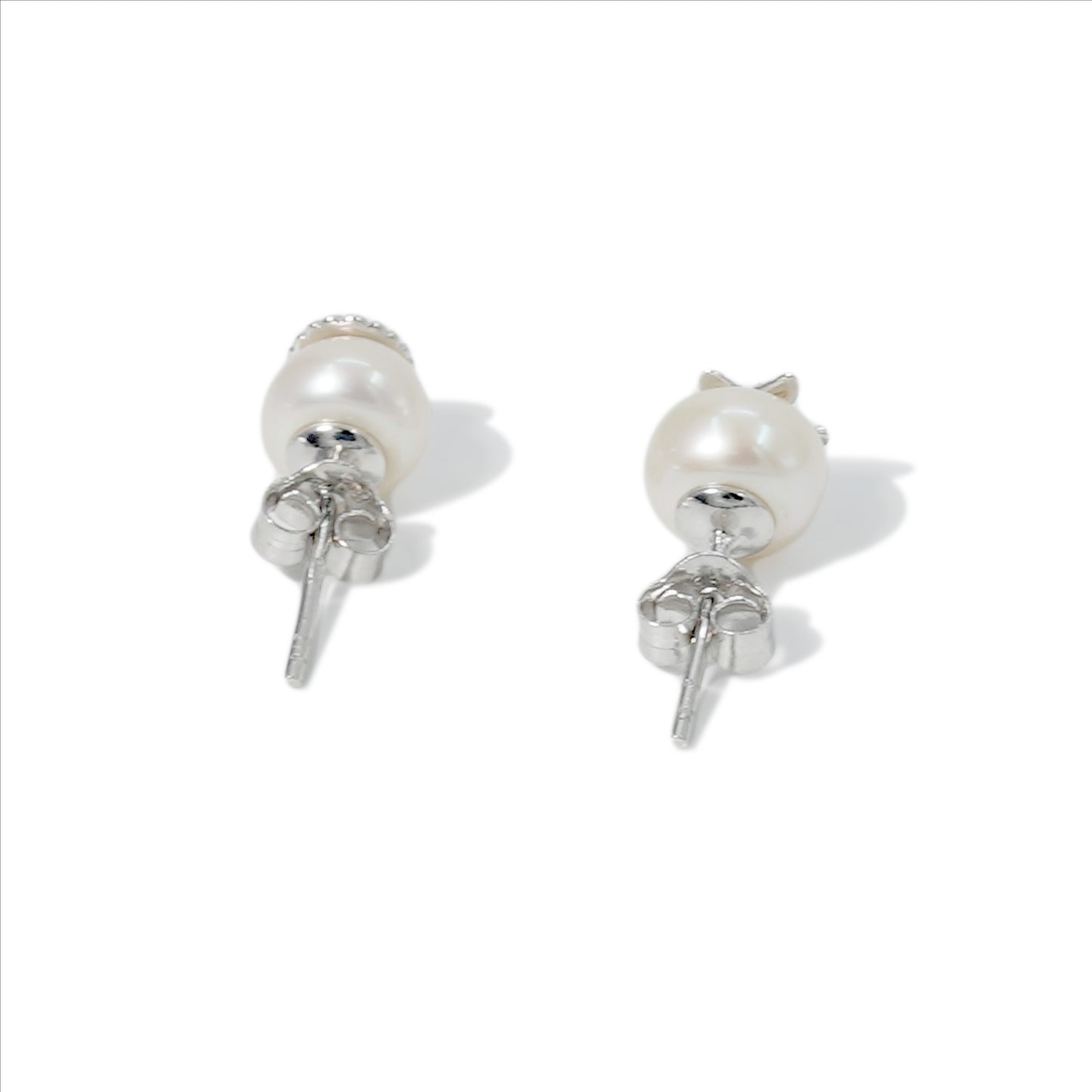 EARRING MIS MATCHED NAUTICA WITH RHODIUM PLATED