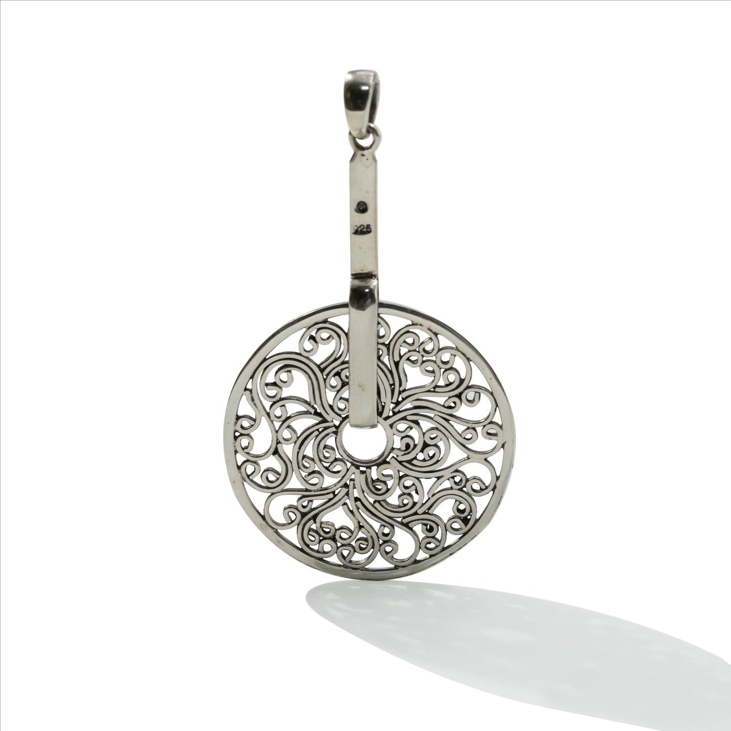 PENDANT ROUND WHEEL BUN