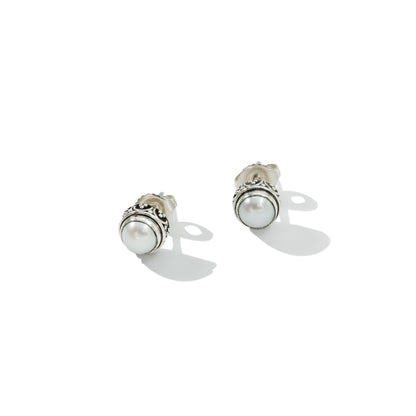 EARRING ROUND BUN BEZEL