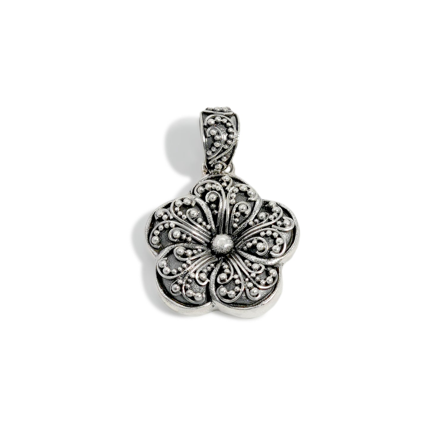PENDANT FLOWER BUN