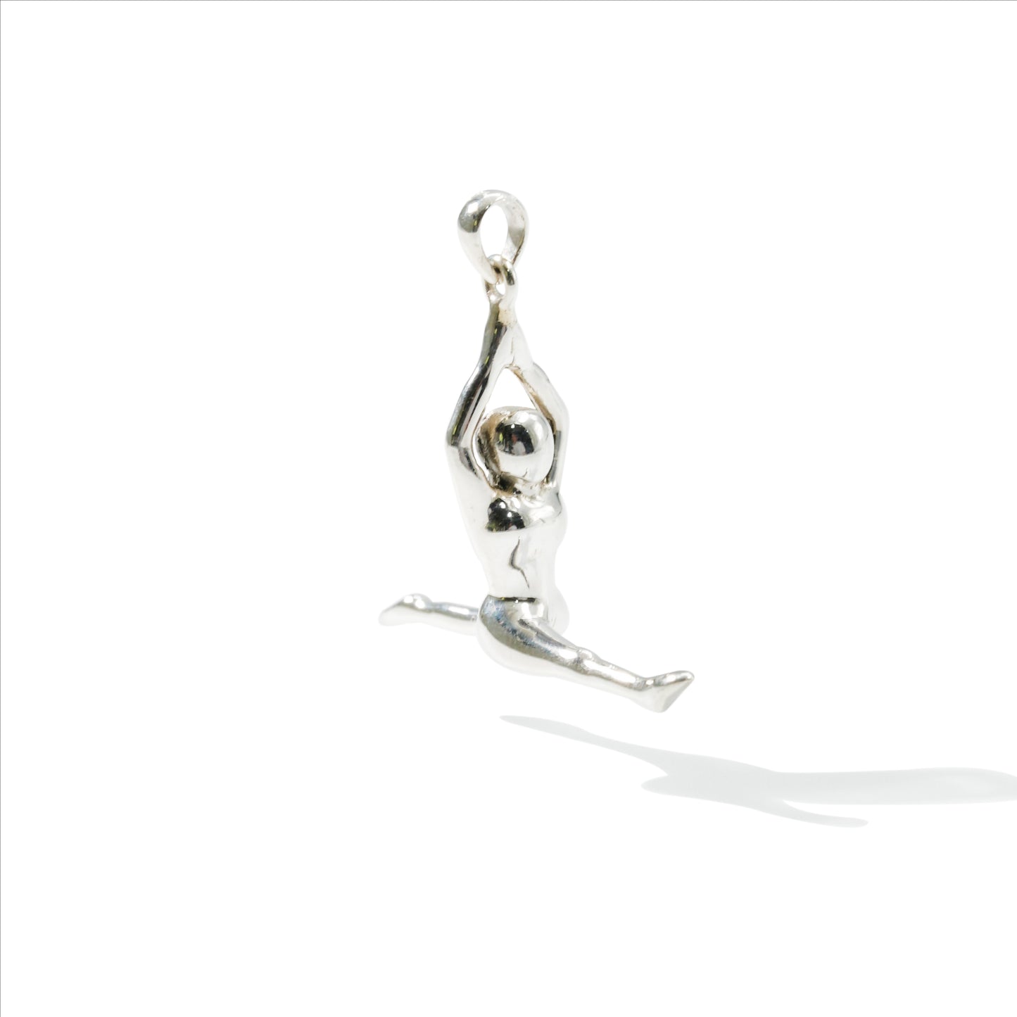 PENDANT YOGA HANUMANASANA (MONKEY POSE)