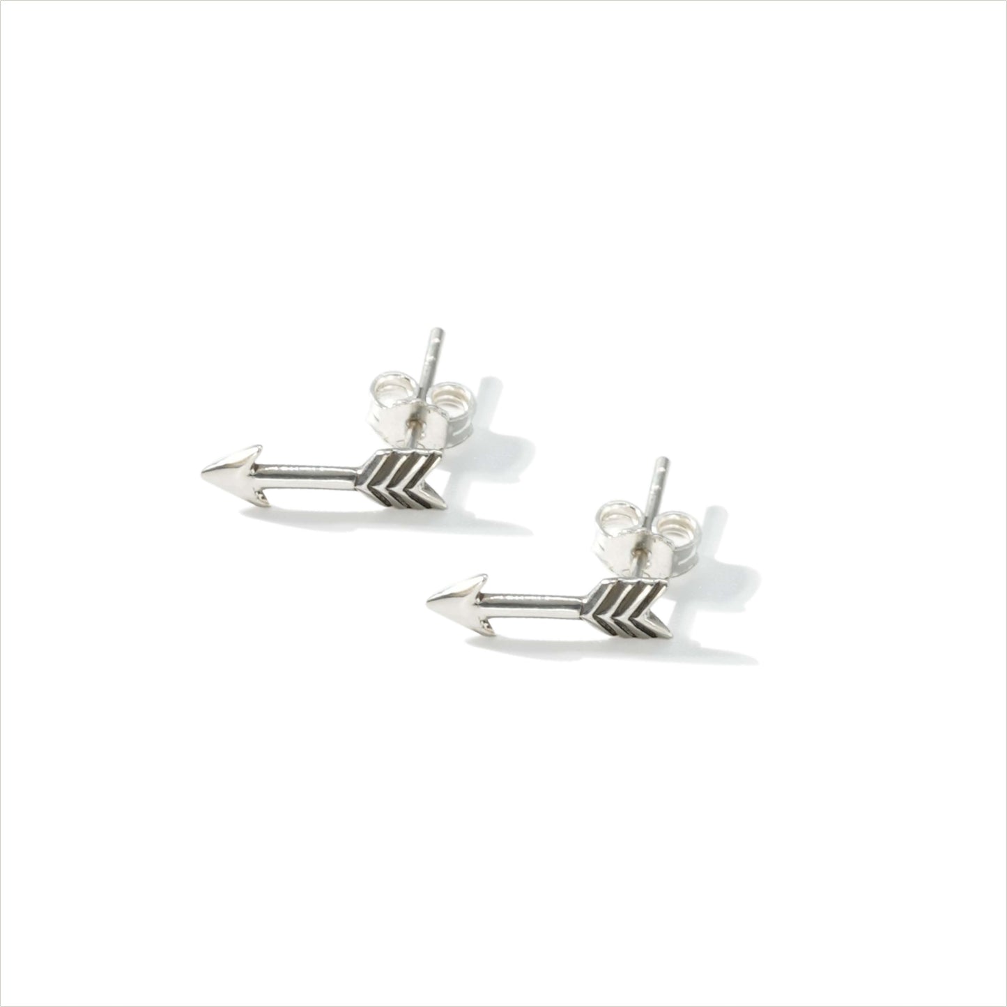EARRING STUD ARROW 011-32021