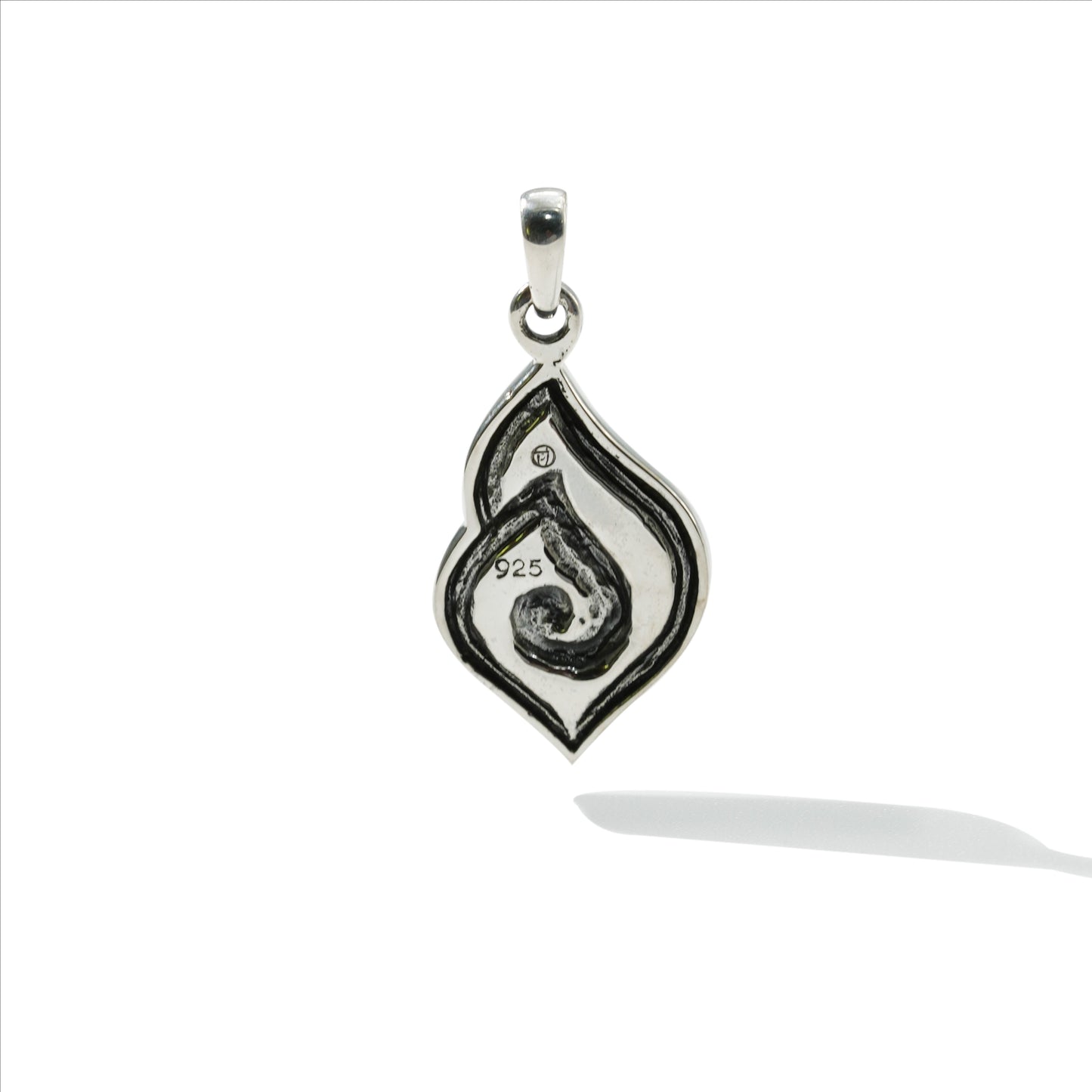PENDANT MEGAWAN