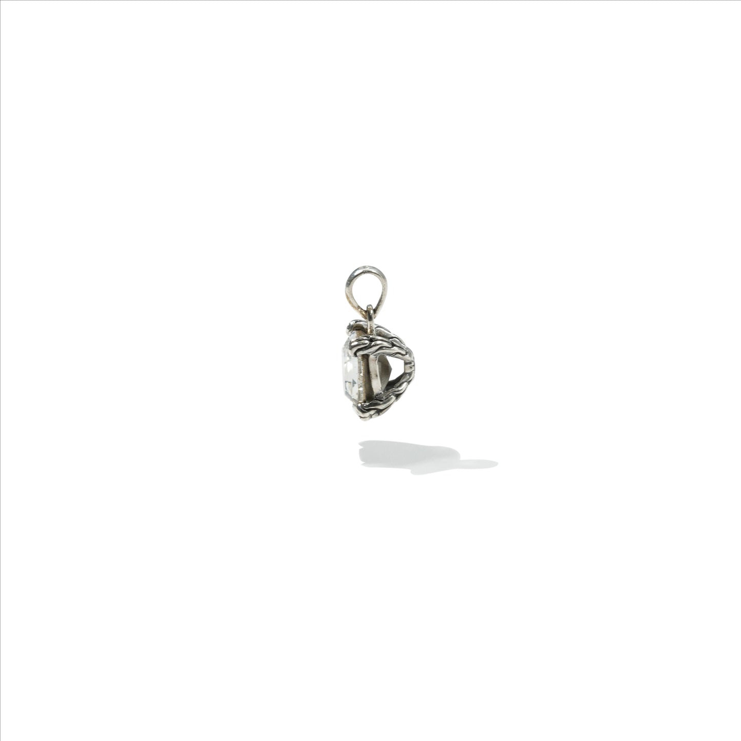 PENDANT SOCA PRONG SET NAGA 44808MM