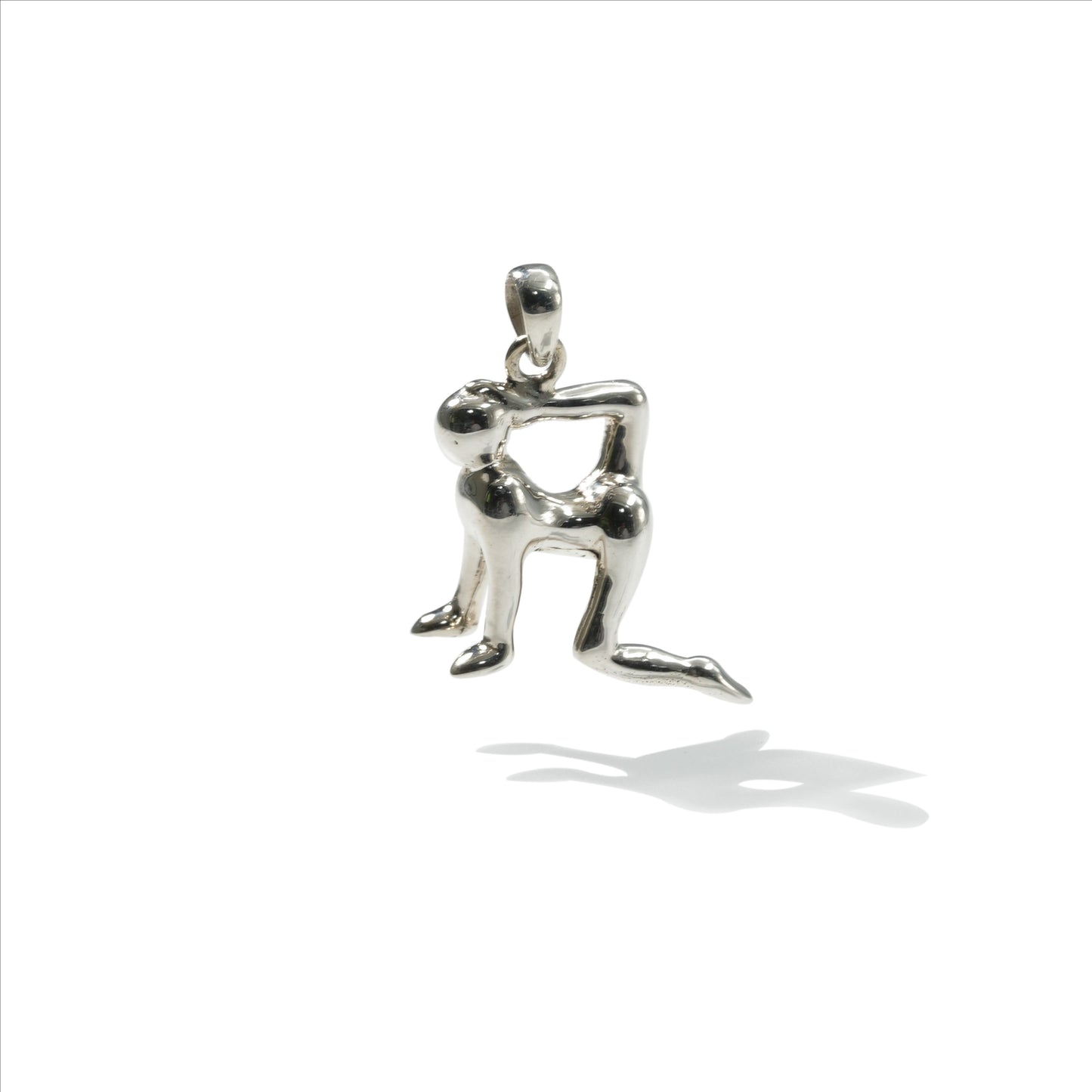 PENDANT YOGA BITILASANA (COW POSE)