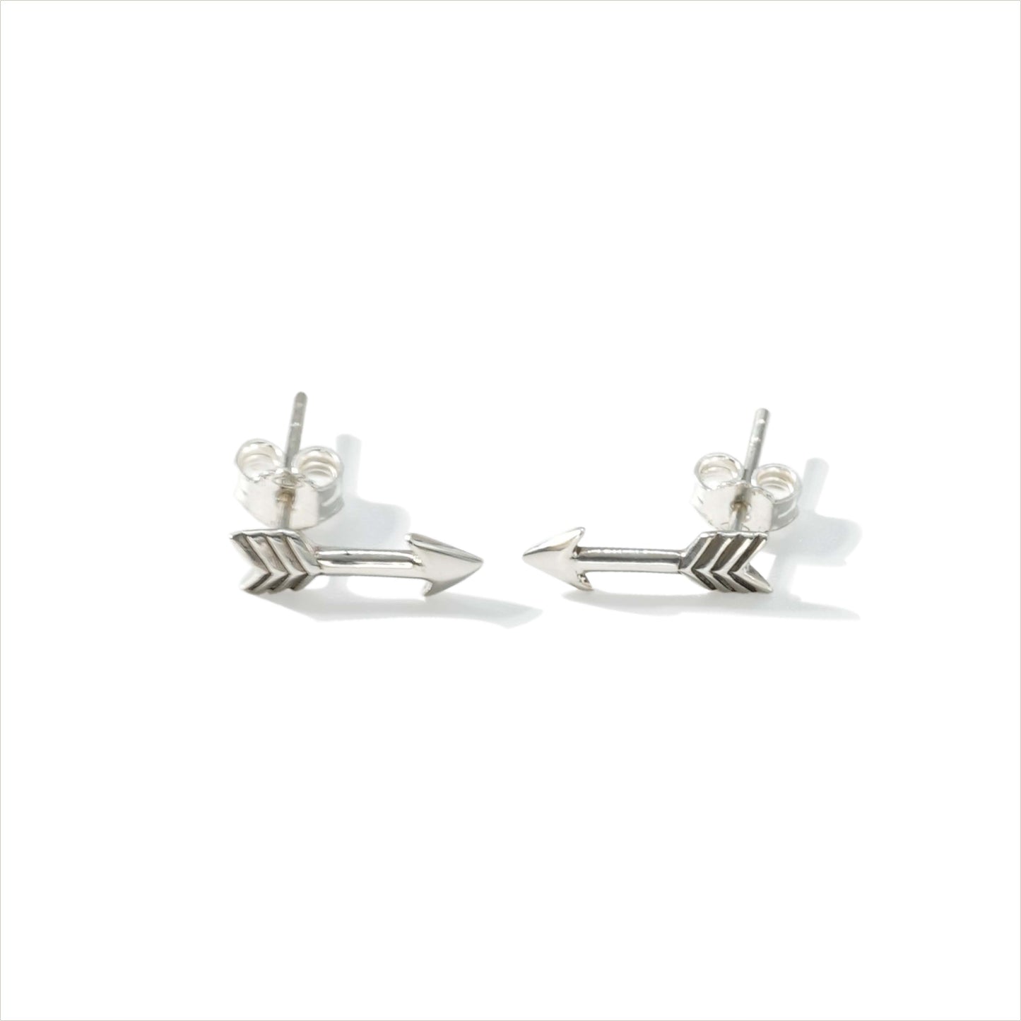 EARRING STUD ARROW 011-32021