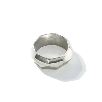 RING BAND CHISELED PLAIN