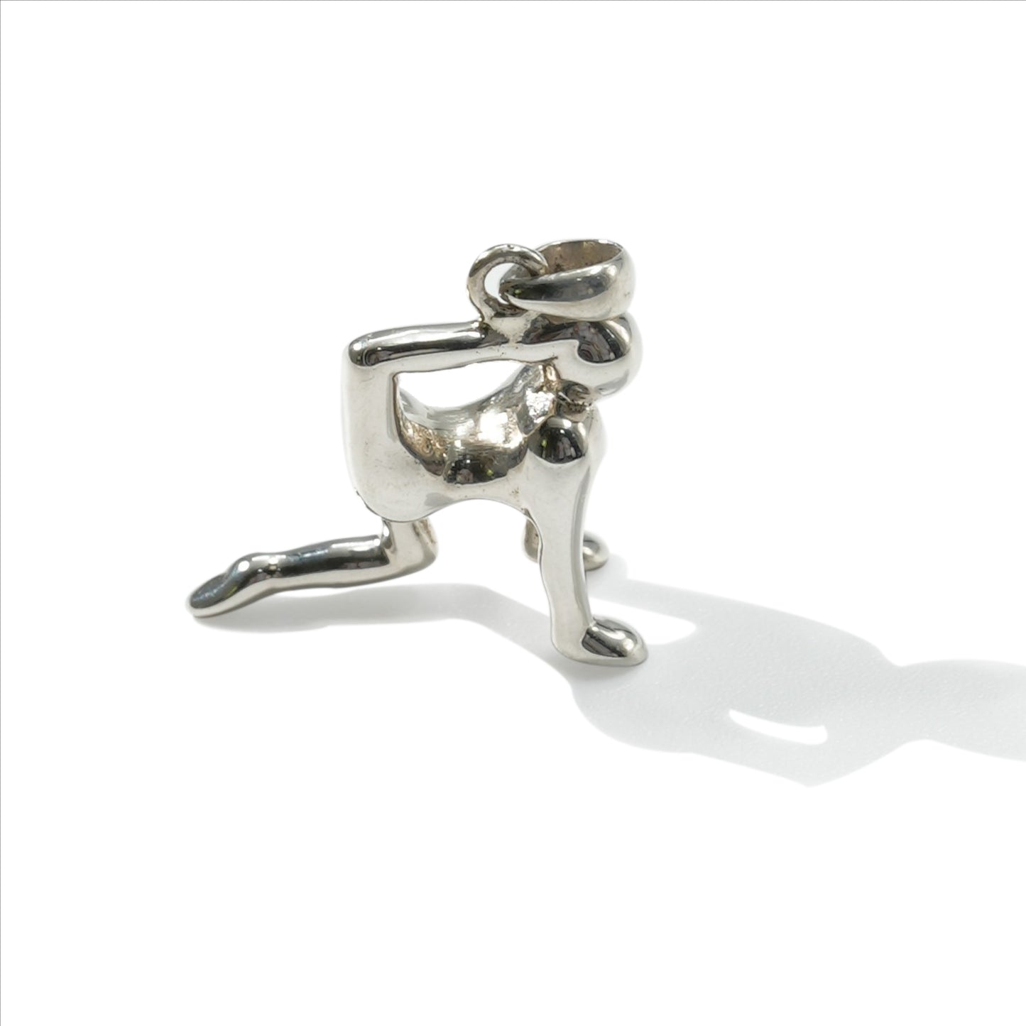 PENDANT YOGA BITILASANA (COW POSE)