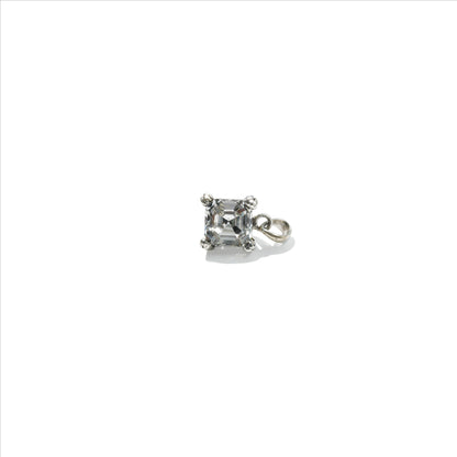 PENDANT SOCA PRONG SET NAGA 44808MM