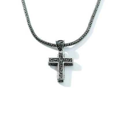 PENDANT CROSS BUN
